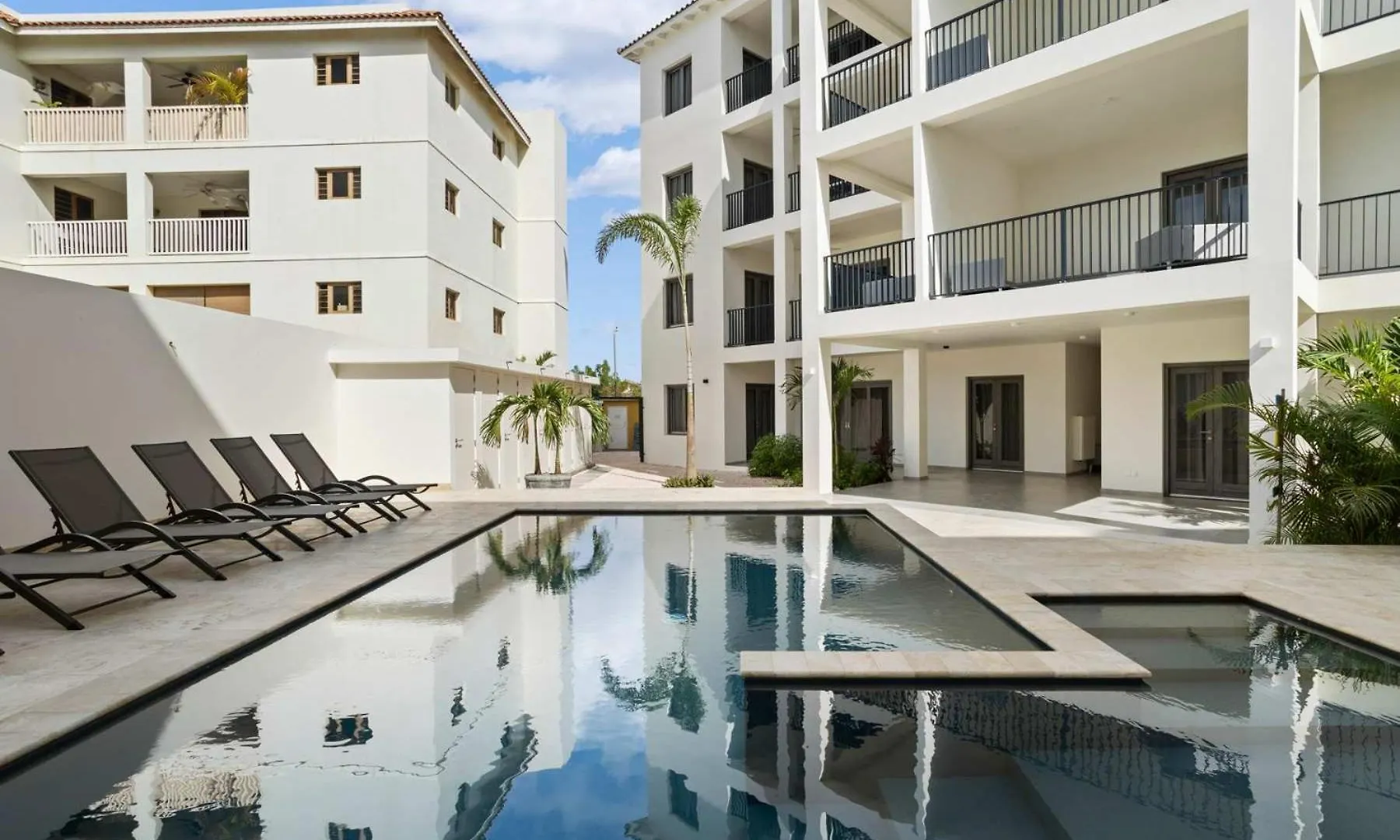 Bonaire Beach Apartment 4 With Communal Pool And Diving Facilities Kralendijk